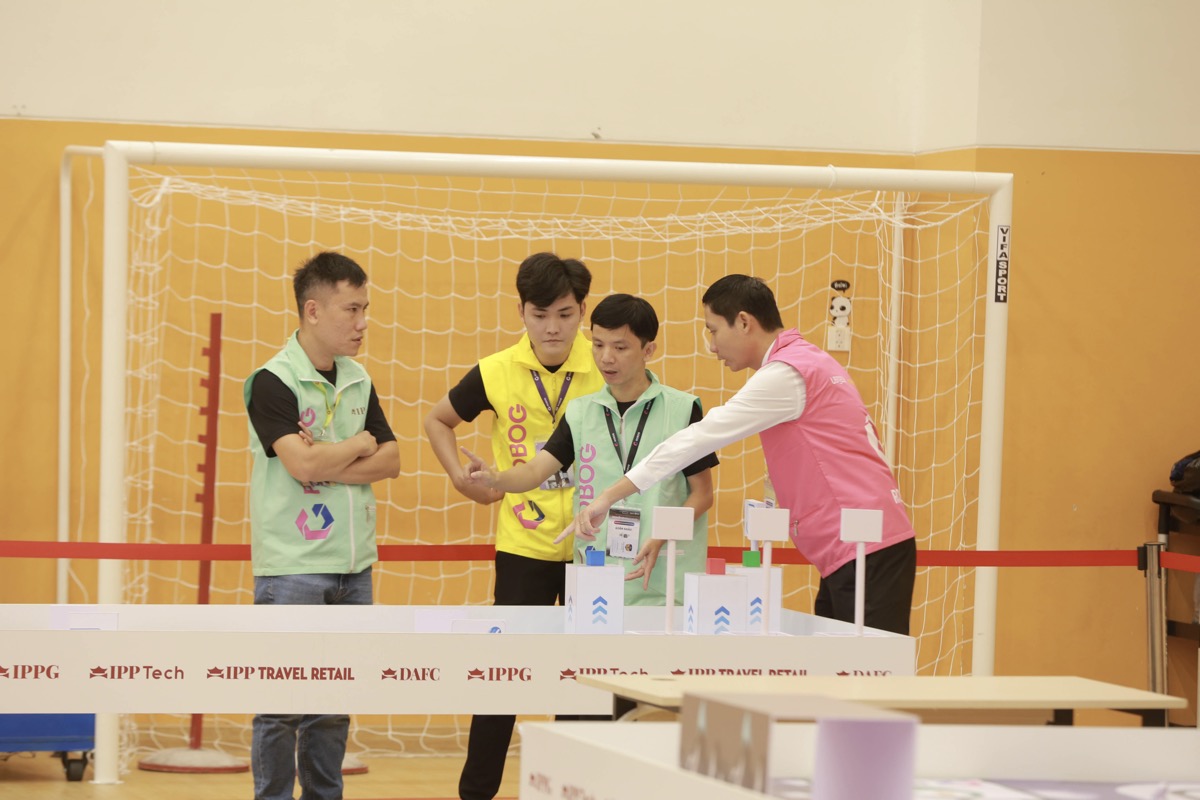 Vòng chung kết ROBOG toàn quốc diễn ra thành công