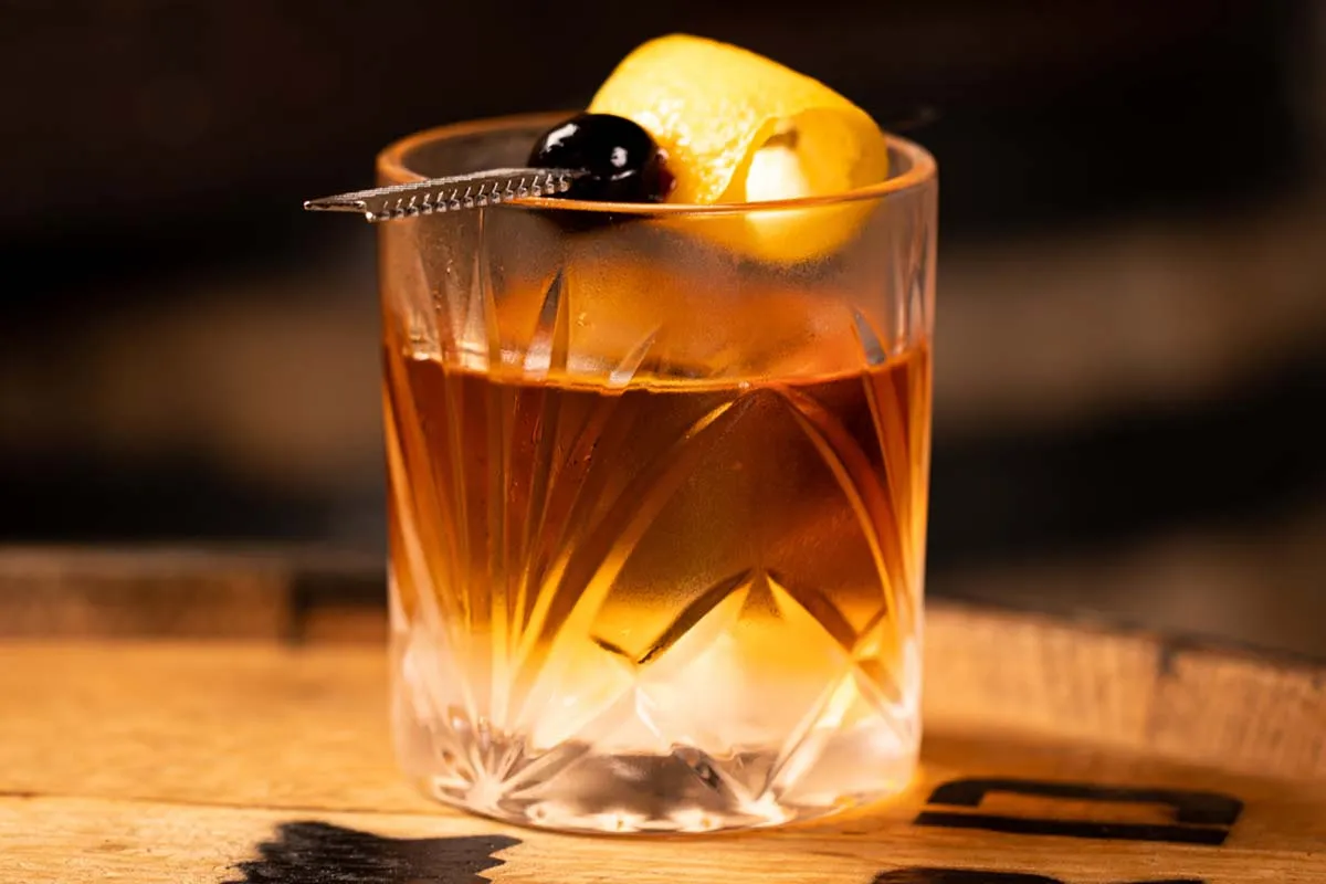 5 Ly cocktail độc đáo chỉ có tại Việt Nam, bạn đã thử qua?