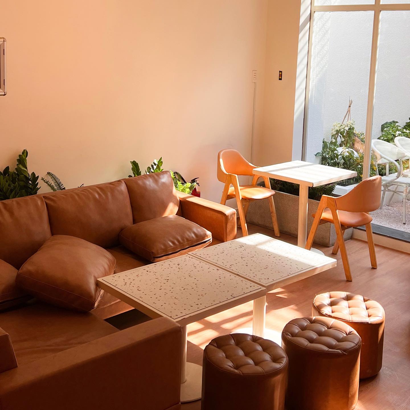8 tiệm bánh nổi danh dành riêng cho tín đồ hảo ngọt ở Sài Gòn