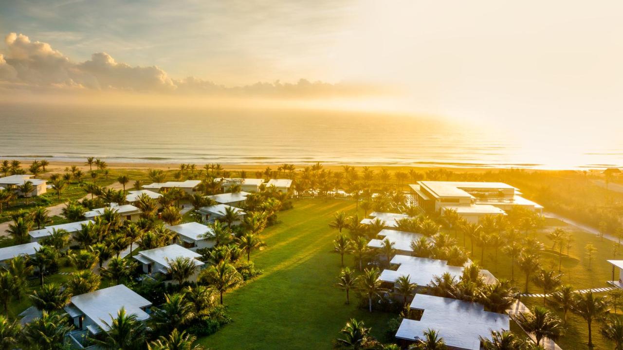 Tìm về bình yên tại 2 khu resort biển Quy Nhơn