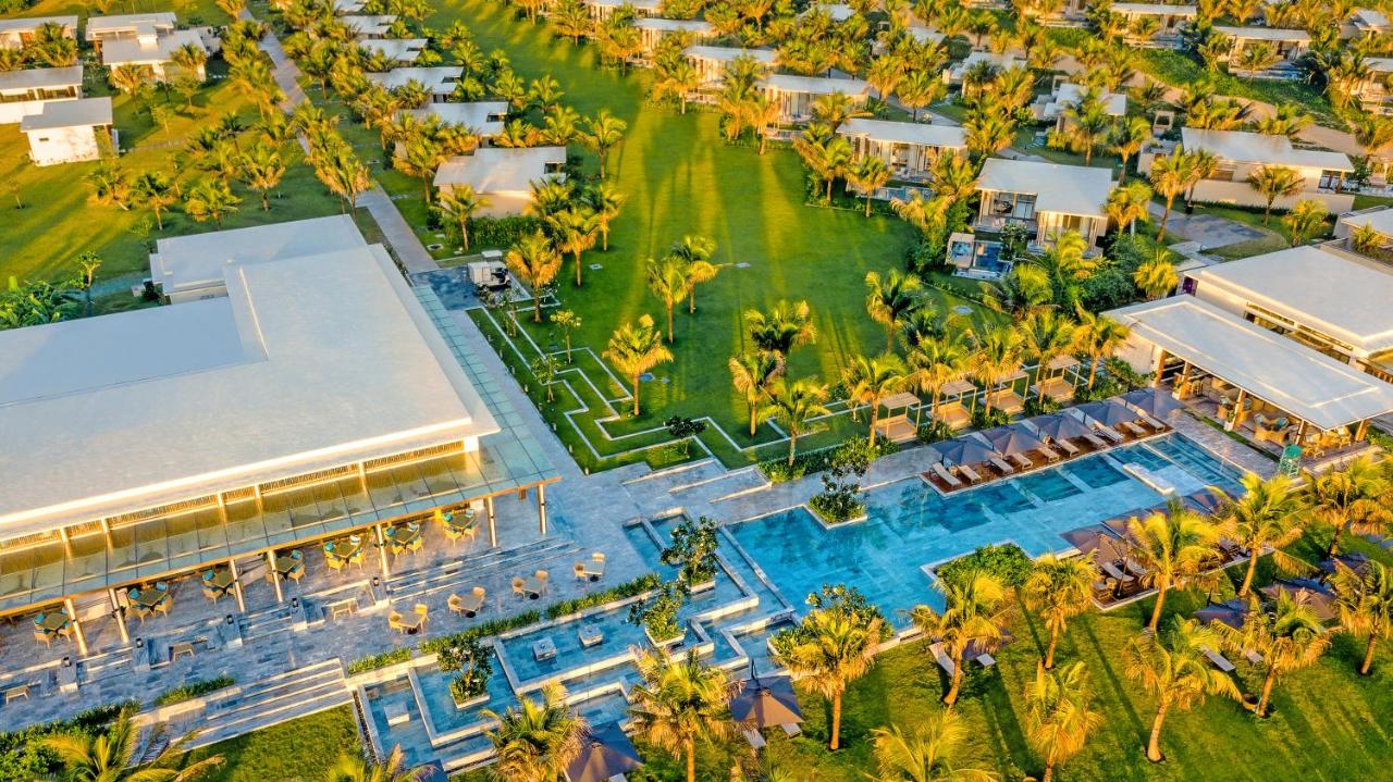 Tìm về bình yên tại 2 khu resort biển Quy Nhơn