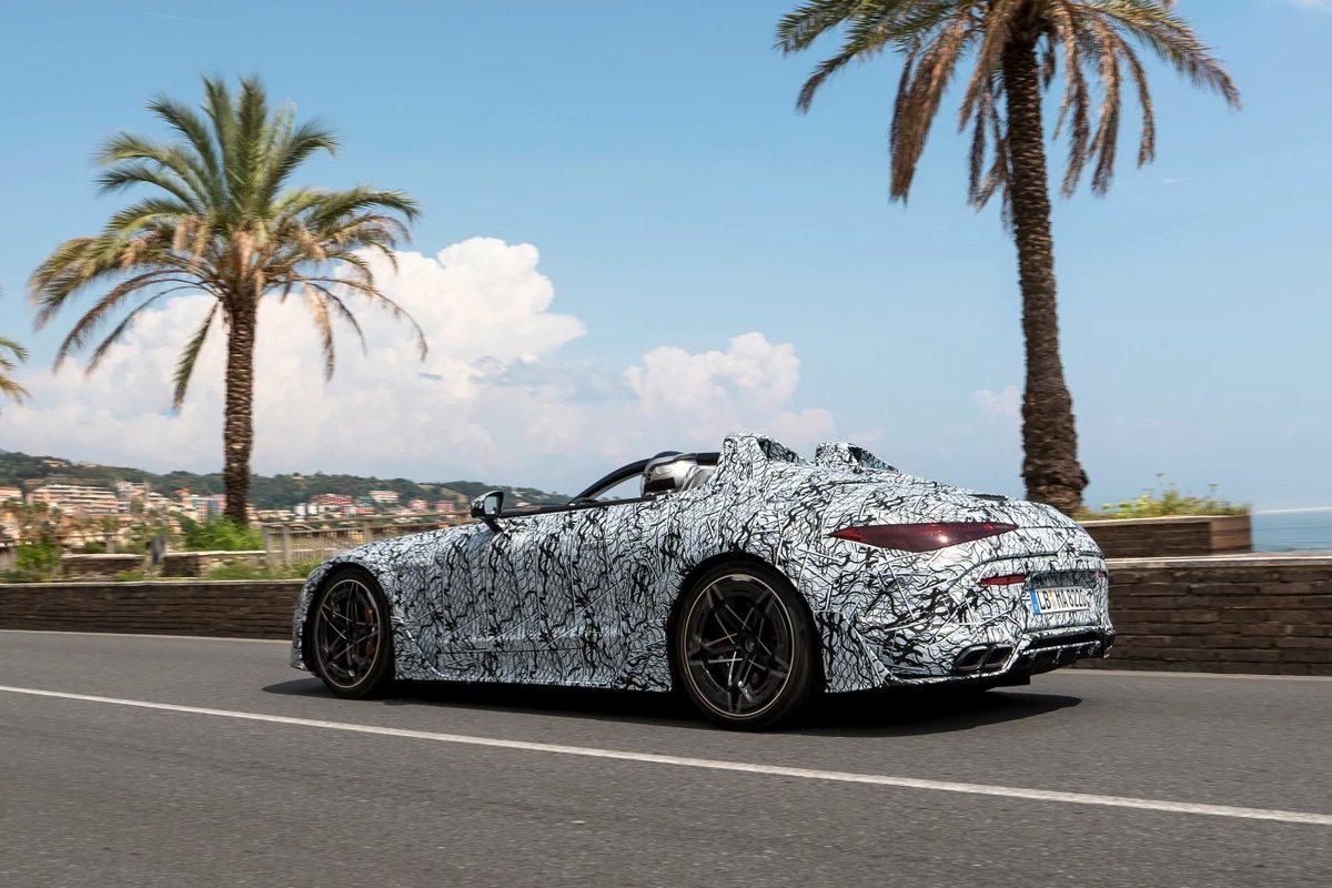 Siêu phẩm Mercedes-AMG PureSpeed chính thức lộ diện