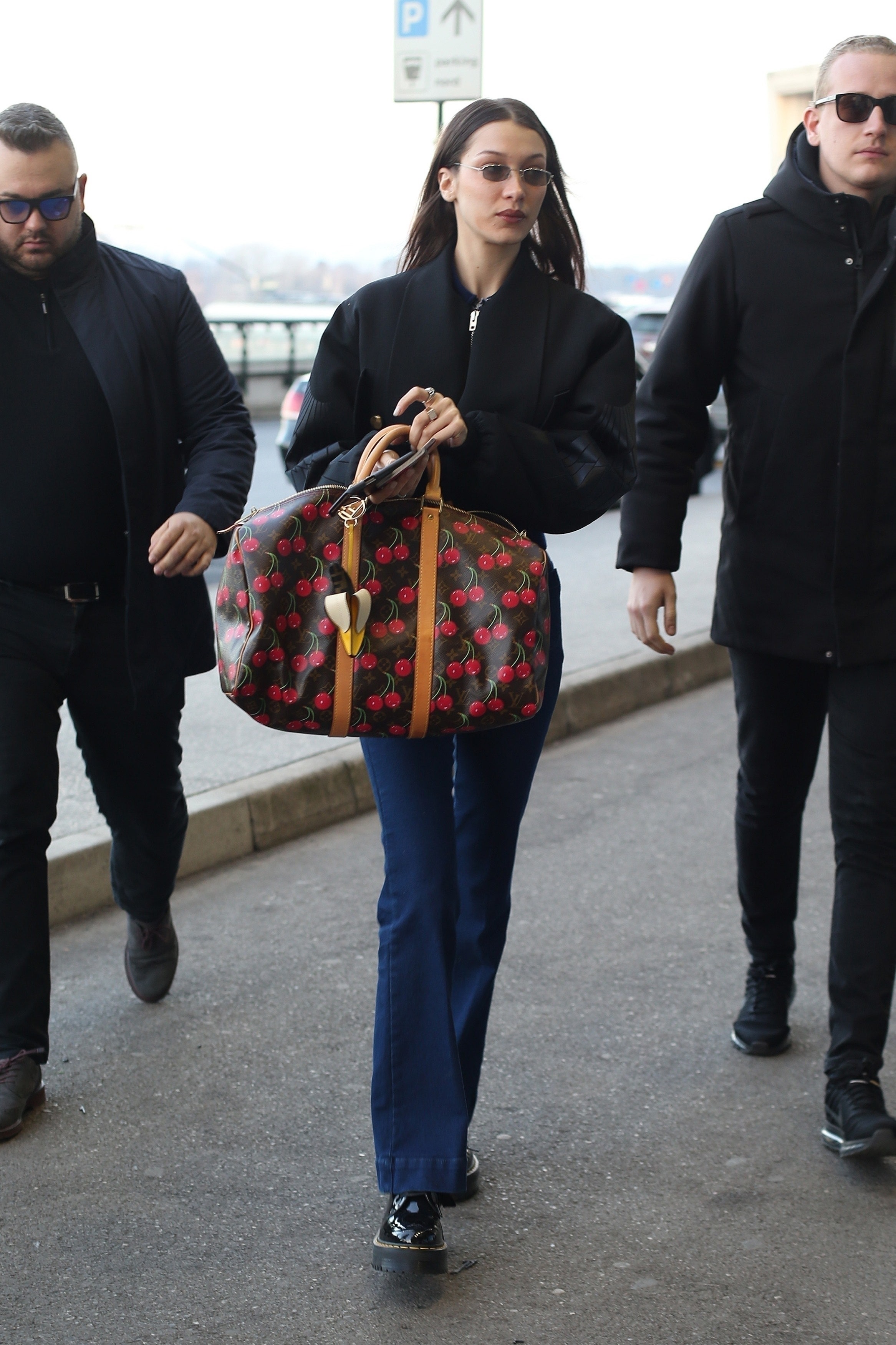 Vali du lịch Louis Vuitton