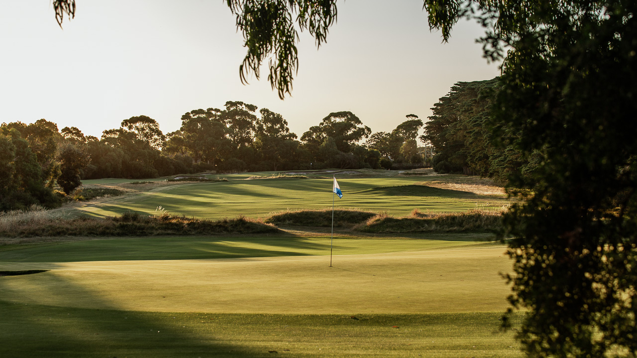 Vòng quanh những sân golf hàng đầu nước Úc