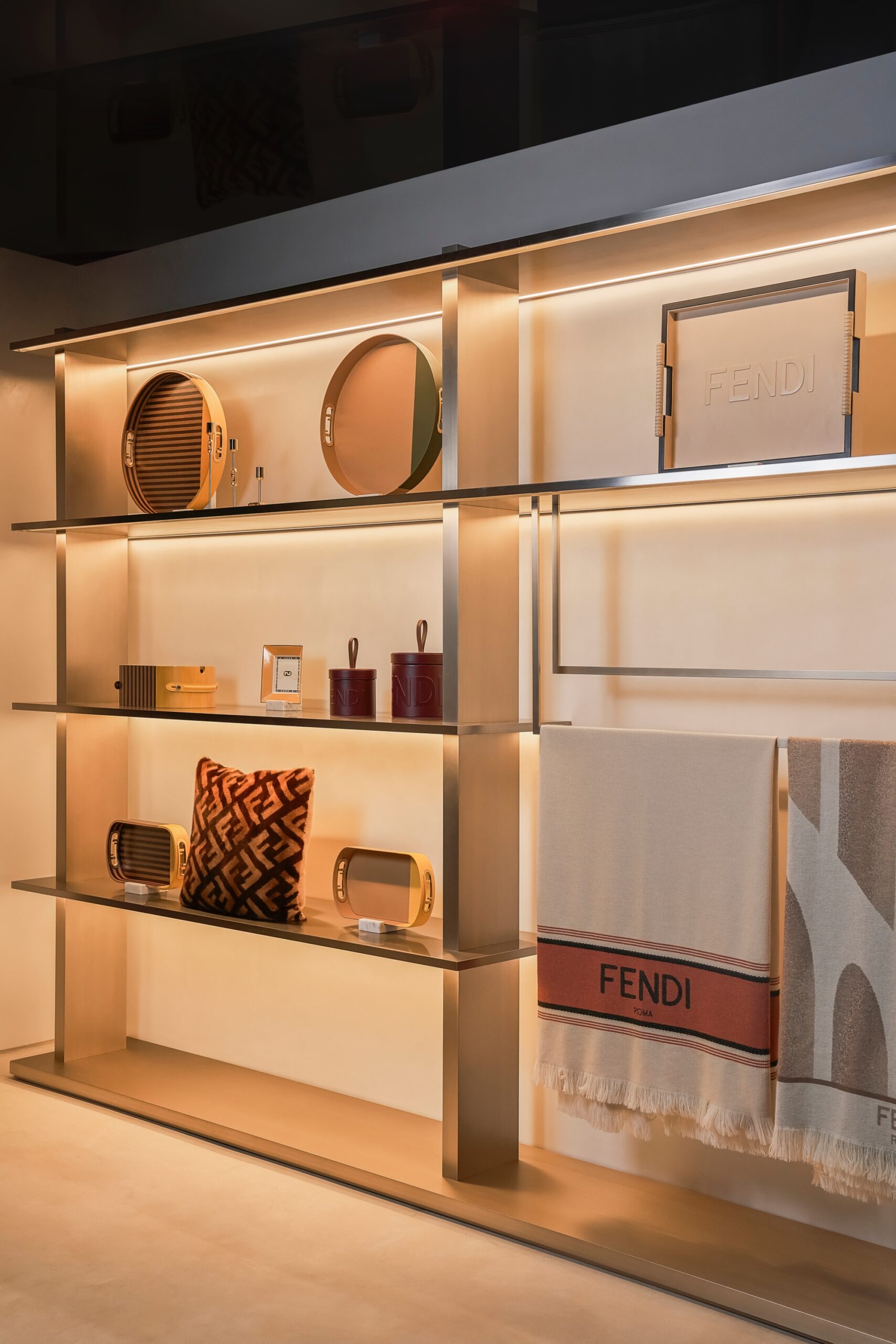 Nội thất Fendi