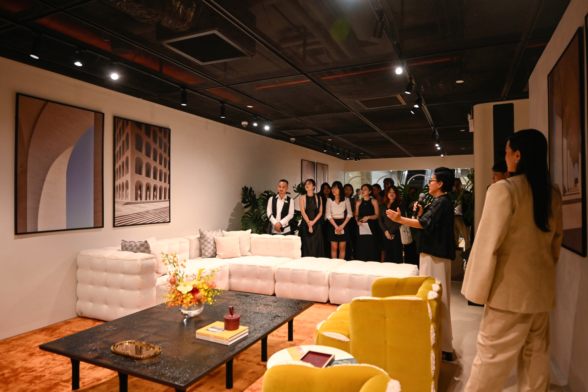 Nội thất Fendi