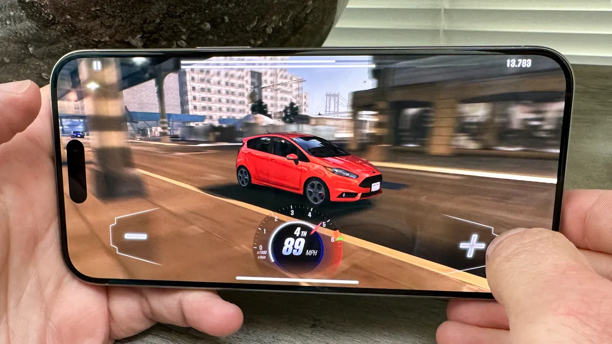 iPhone 16 Pro Max