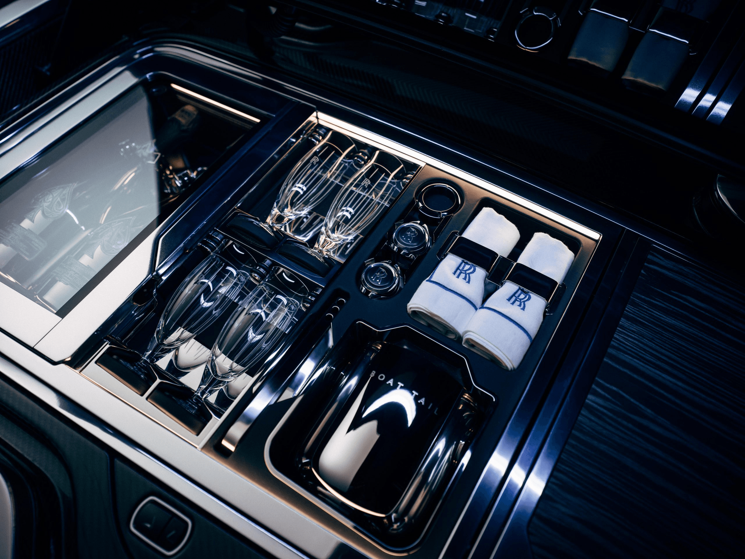 Rolls-Royce Boat Tail siêu xe đắt nhất thế giới