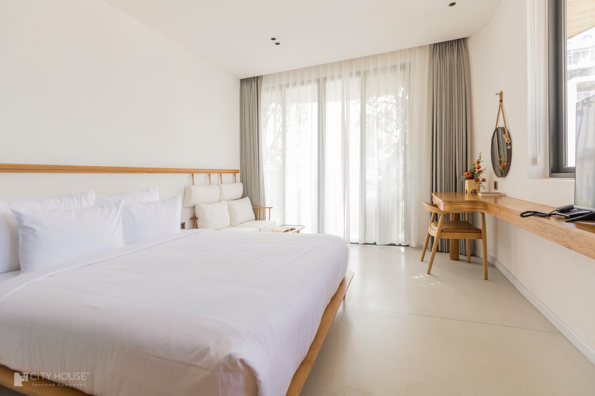 Điểm danh 5 khách sạn hạng sang nổi tiếng tại TP.HCM: Trải nghiệm nghỉ dưỡng không thể bỏ qua!