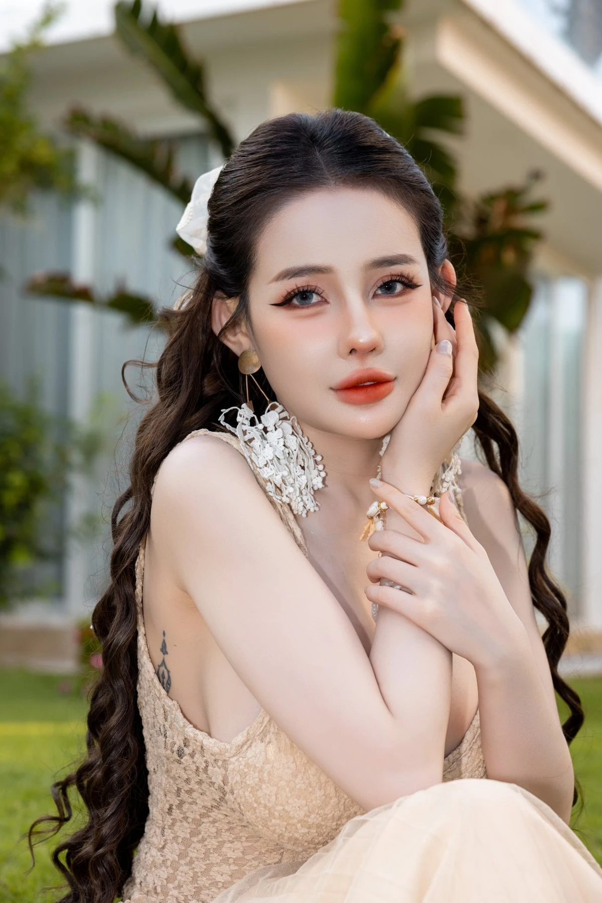 Ngân 98 bị bắt: Hé lộ đường dây sản xuất hàng giả tinh vi