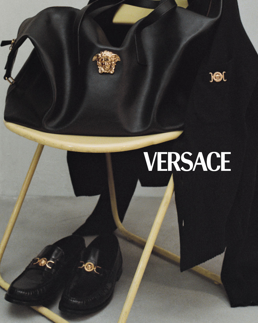 Cửa hàng Versace tại Rex Hotel trở lại với diện mạo xa hoa, đẳng cấp