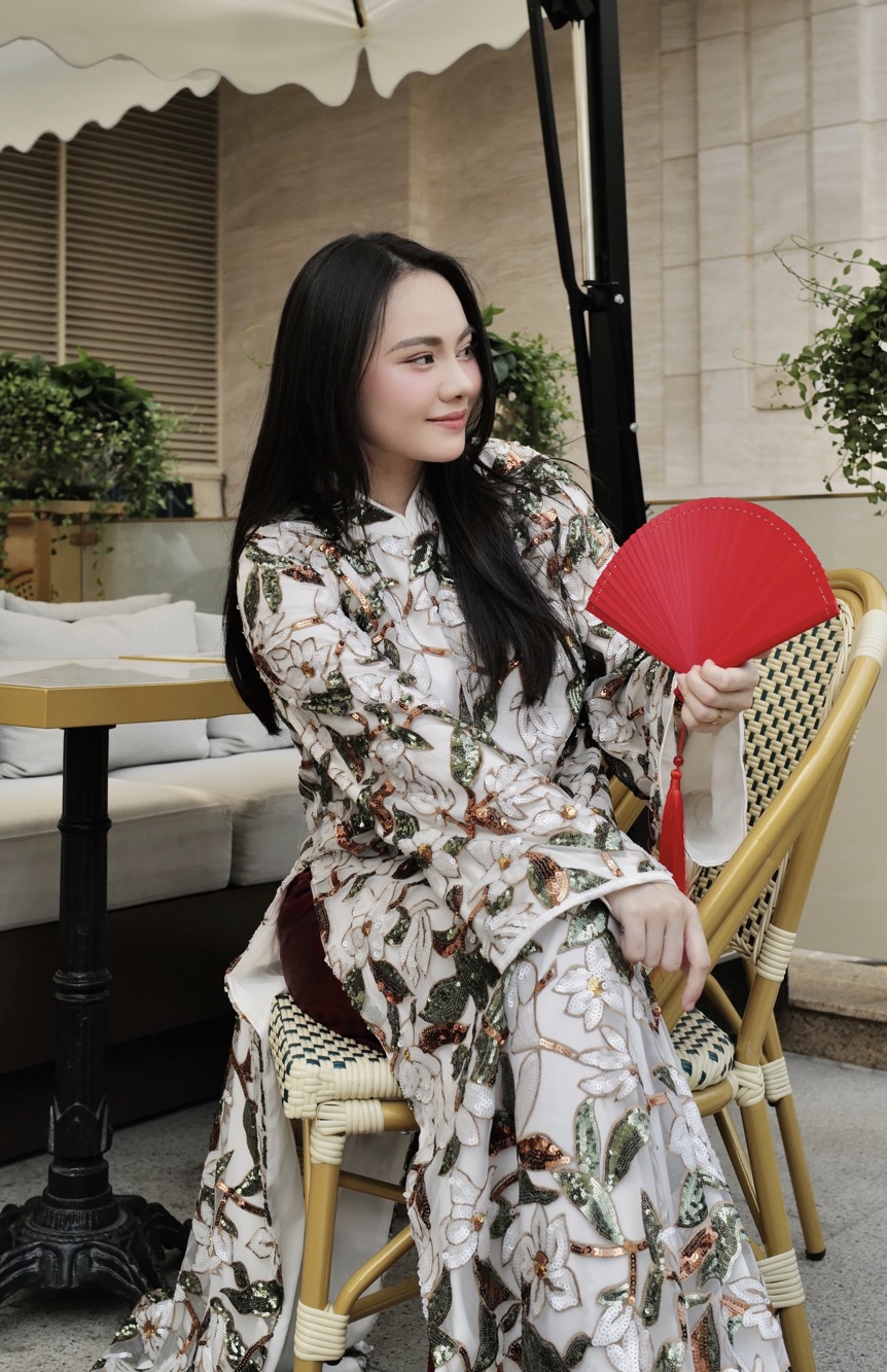 NTK Vi Nguyễn – Từ giấc mơ nhỏ đến khoảnh khắc BLACKPINK diện thiết kế Việt trên sân khấu toàn cầu