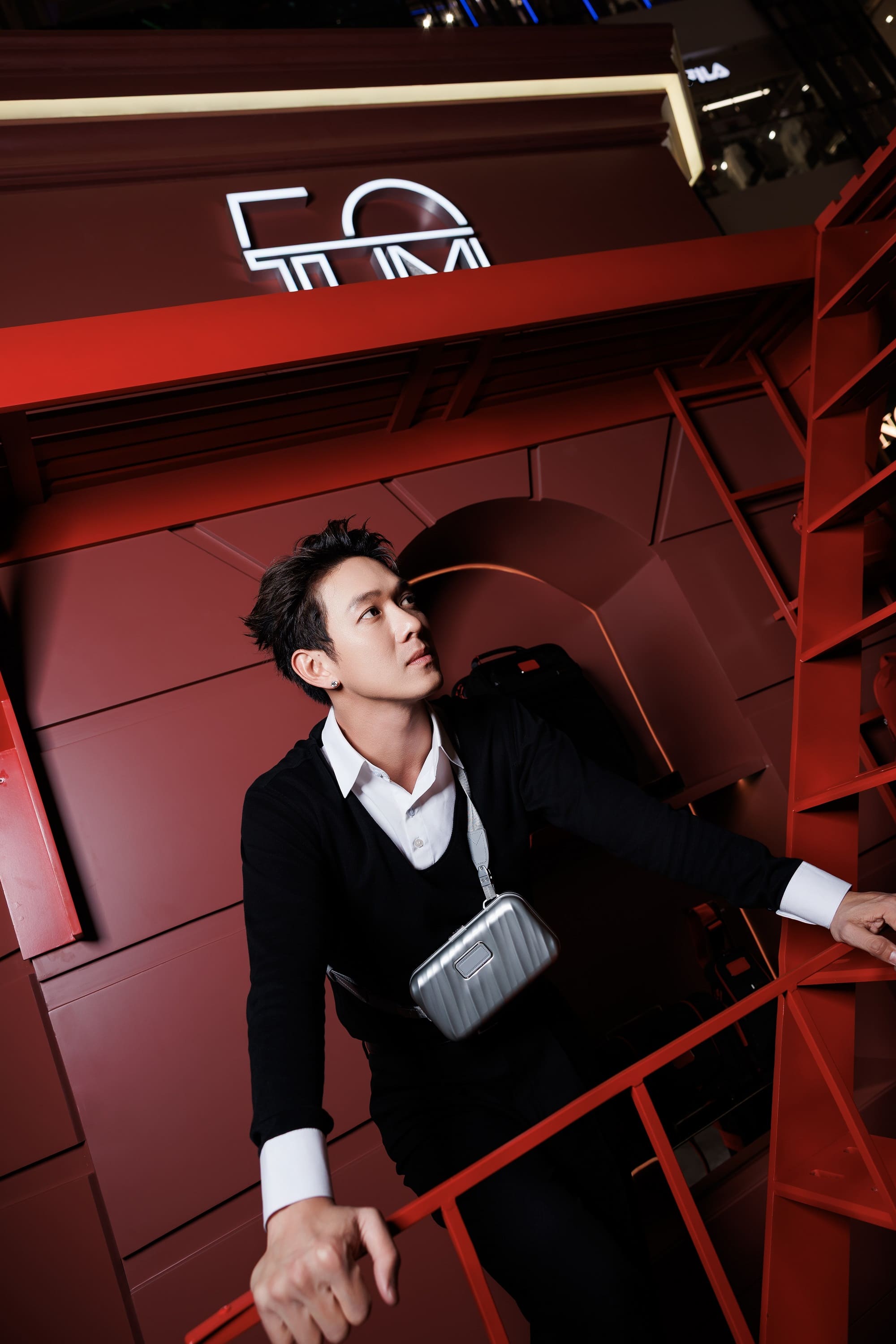 Dàn sao Việt 'bùng nổ' năng lượng New York tại sự kiện TUMI pop-up store