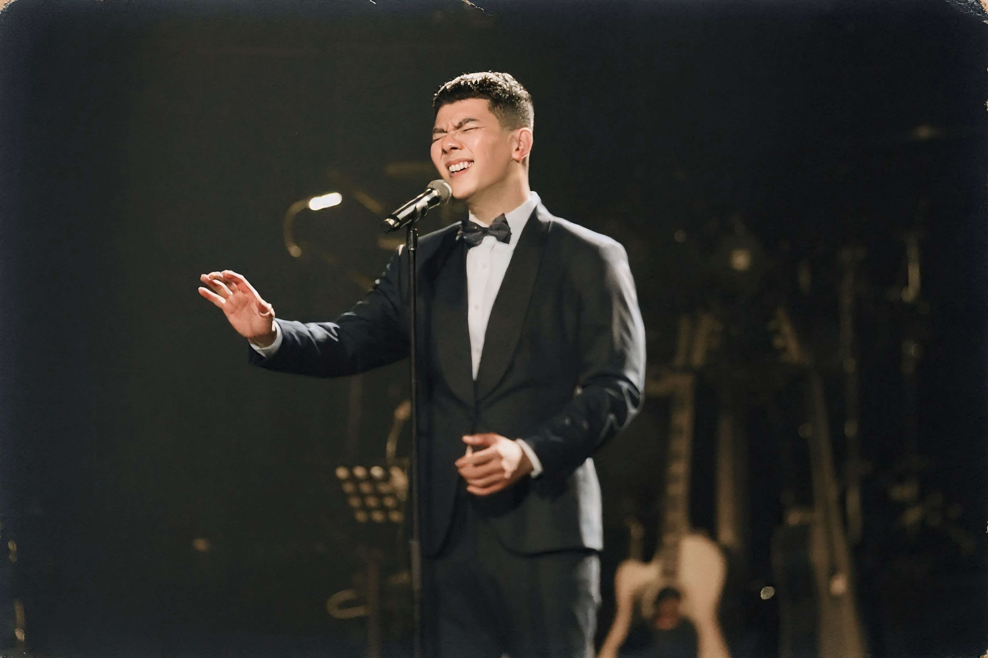 Dàn diva hòa giọng nghệ sĩ trẻ trong live concert “Dương Thụ - Bài hát Thu về”