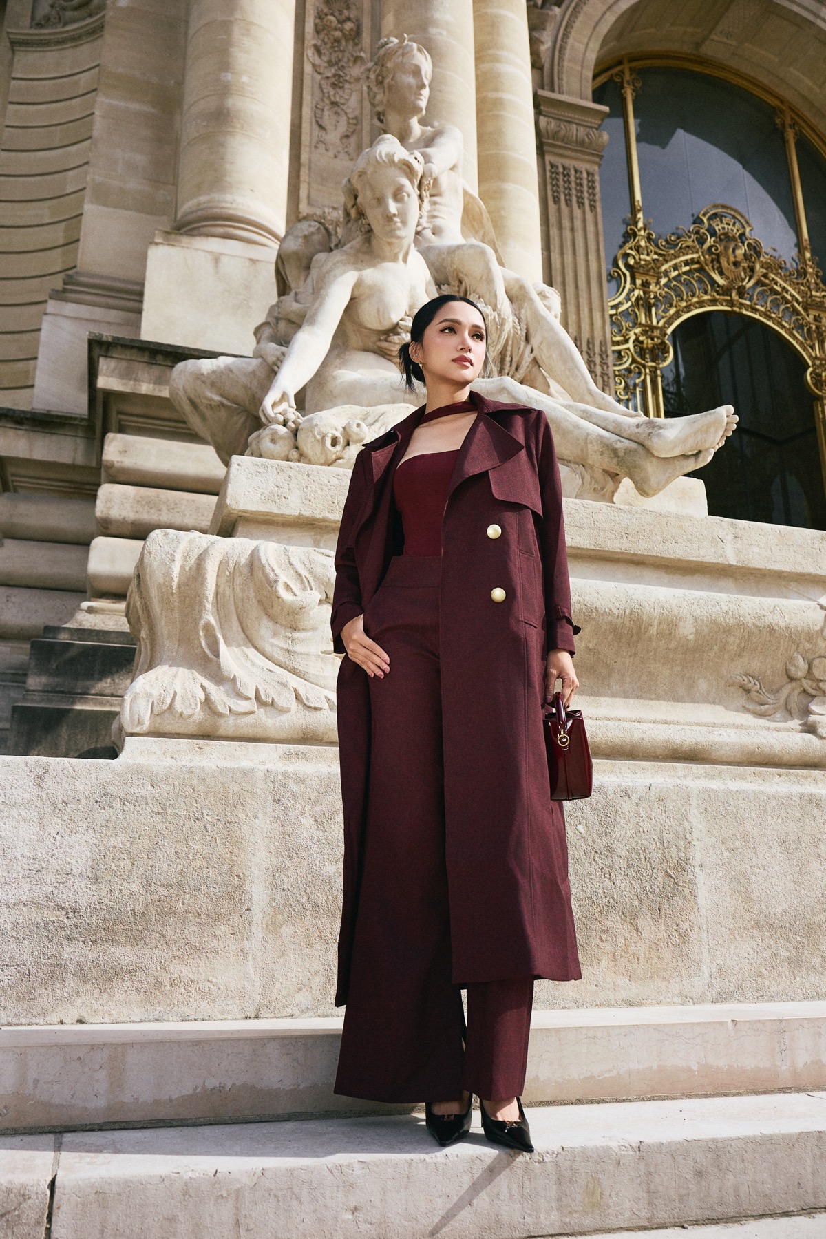 Hương Giang cùng Elise đến Miss Universe 2025