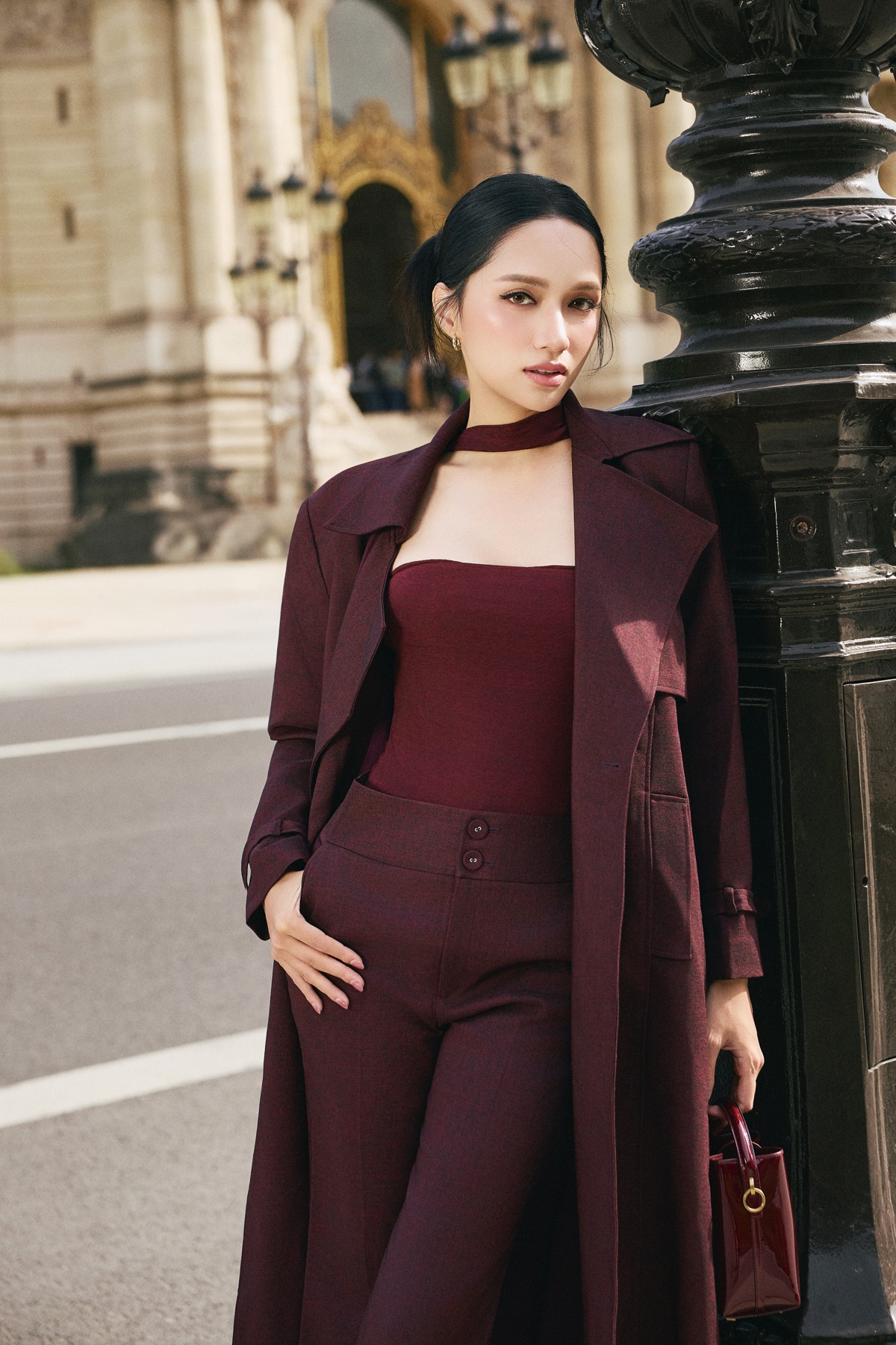 Hương Giang cùng Elise đến Miss Universe 2025