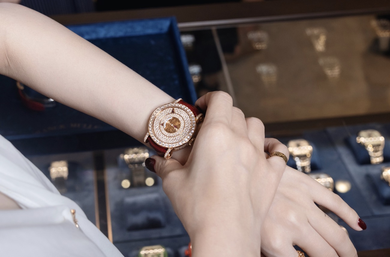 Round Triple Mystery tạo tâm điểm tại pop up Franck Muller sang trọng