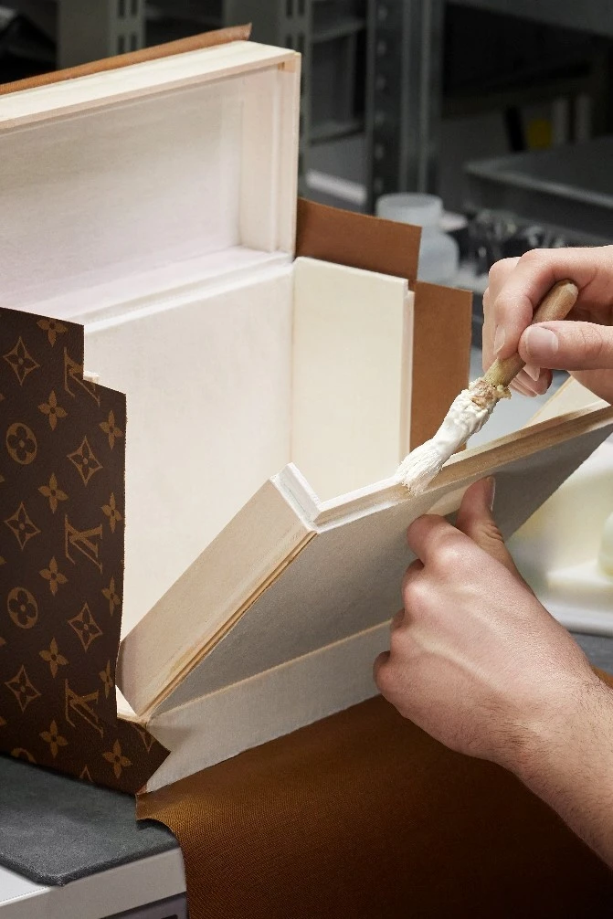 ‘Khai mở’ những chiếc rương độc đáo của Louis Vuitton