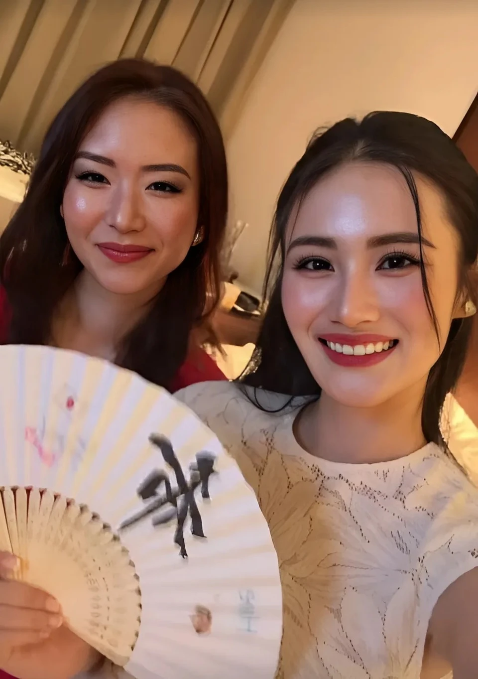 Ý Nhi đọ sắc dàn người đẹp ở Ấn Độ