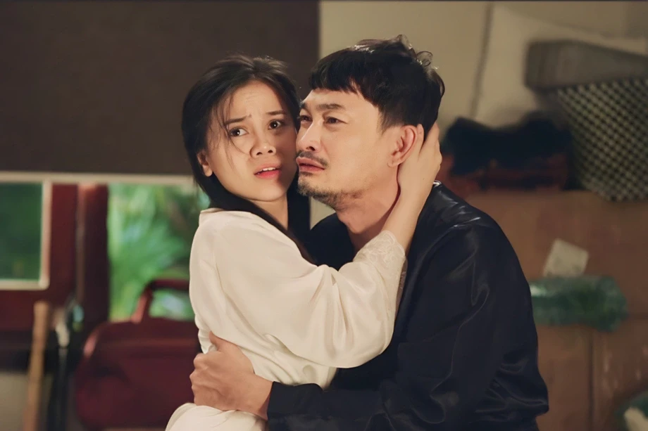 Thấy gì khi hàng loạt phim Việt liên tiếp thu trăm tỷ