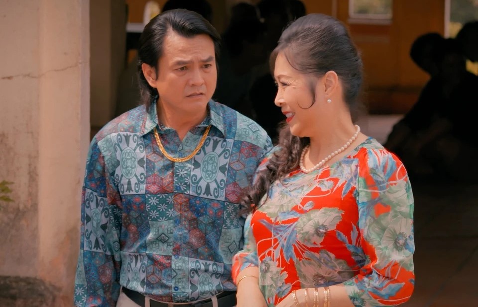 Thấy gì khi hàng loạt phim Việt liên tiếp thu trăm tỷ