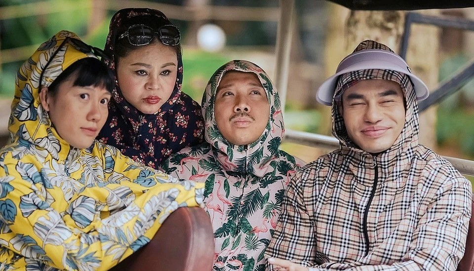 Thấy gì khi hàng loạt phim Việt liên tiếp thu trăm tỷ