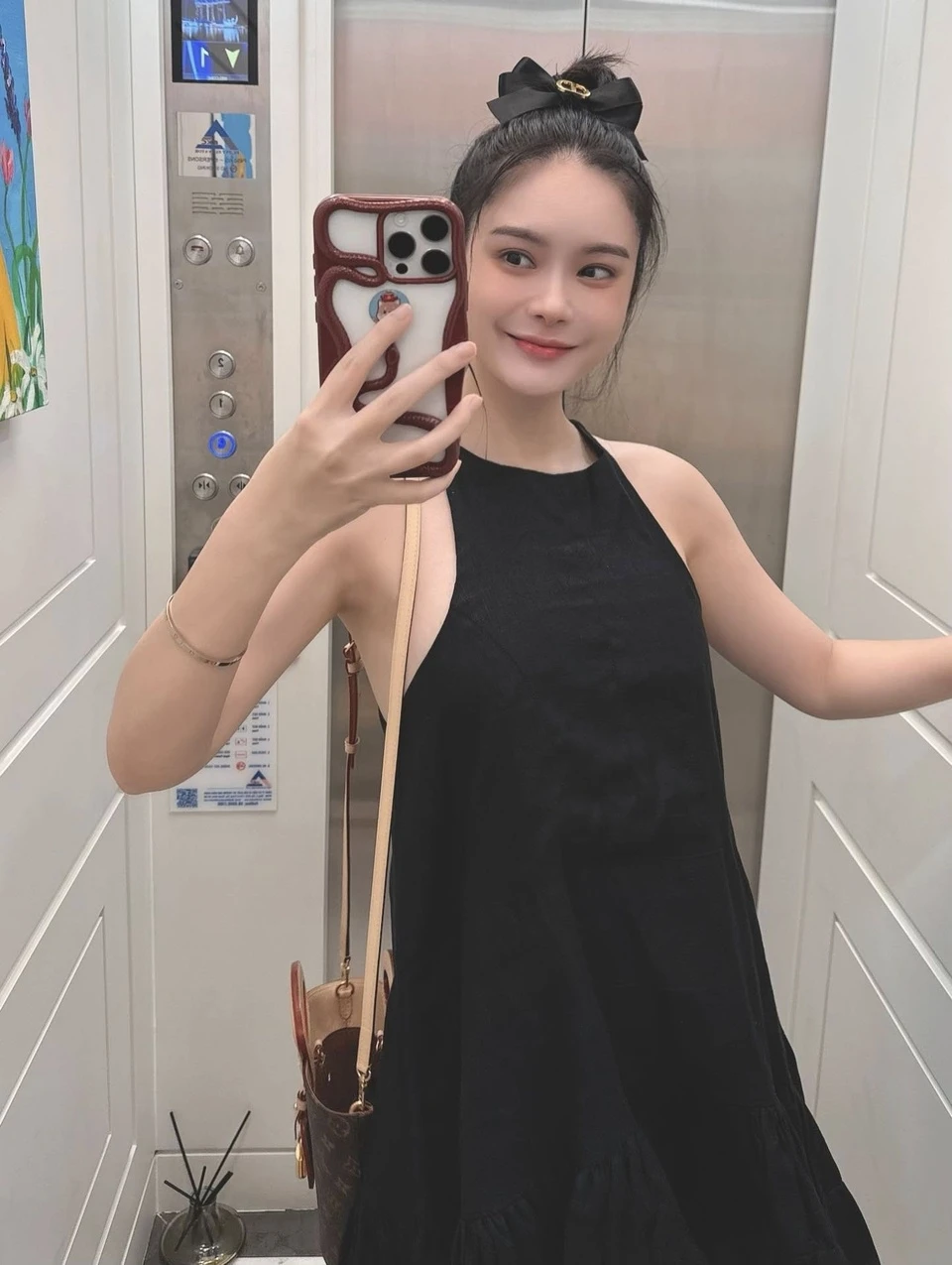 Tai tiếng của Đoàn Di Băng