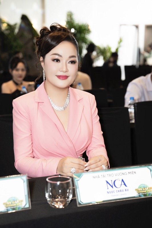 Hoa hậu Hoàng Thanh Nga ký kết tài trợ Hoa hậu Trái đất Việt Nam 2025