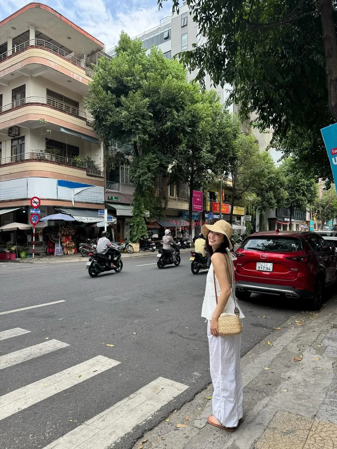 'Ác nữ' Penthouse du lịch Đà Nẵng