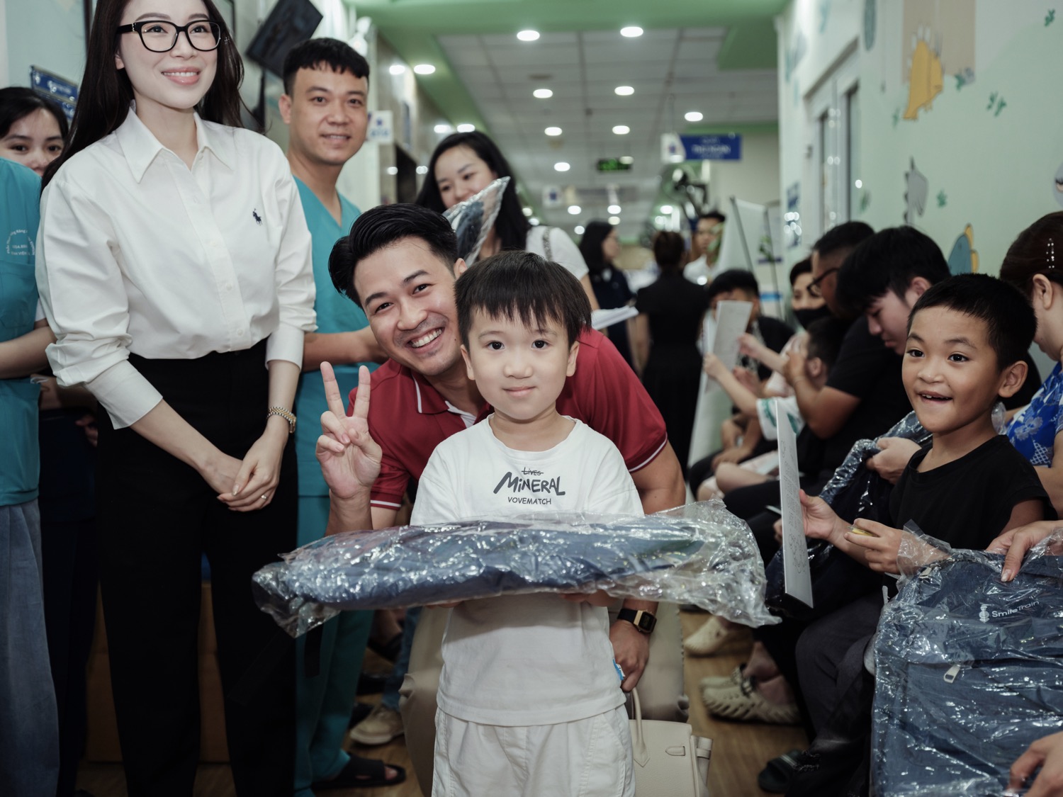 Gia đình ông Johnathan Hạnh Nguyễn tặng 1,52 tỷ đồng cho tổ chức Smile Train