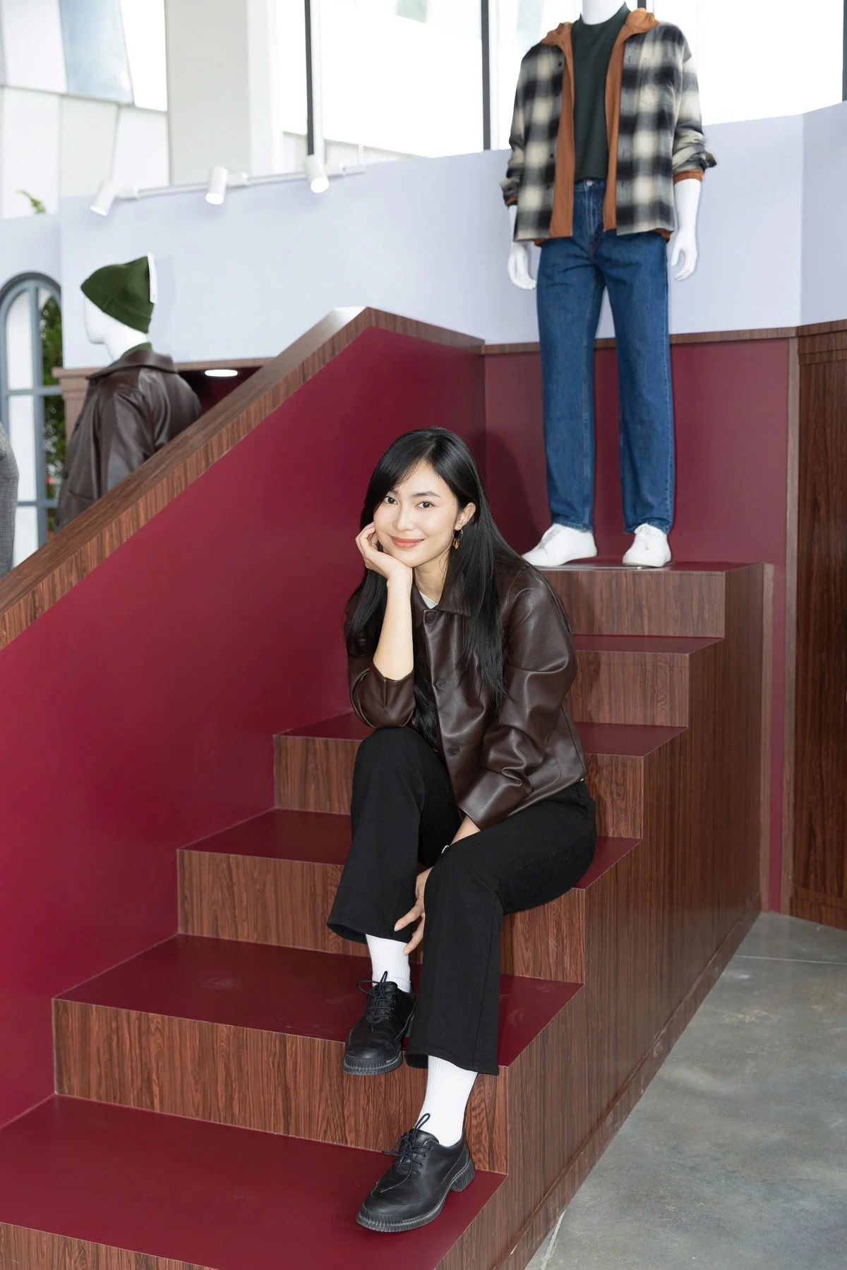 Uniqlo ra mắt BST LifeWear Thu/Đông 2025: Đỉnh cao Ivy League