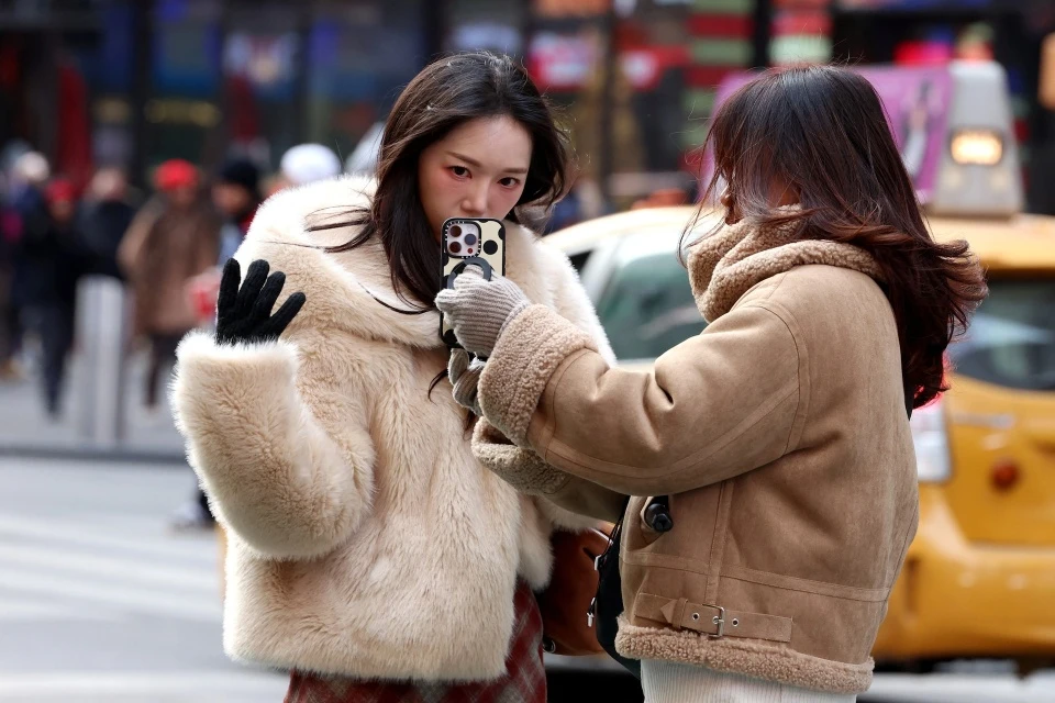 Lý do giới thượng lưu Trung Quốc chuộng hàng hiệu đã qua sử dụng